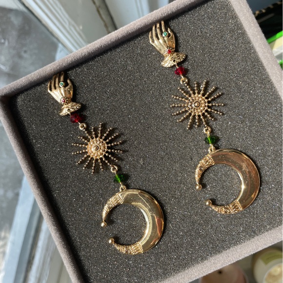 Nature Hand & Moon Statement Earrings - Ornate Dangles *Halloween Special* - Picture 4 of 13